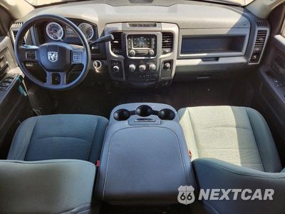 Zdjęcie 8 z 13 samochodu: 2015 RAM 2500 ST VIN:3C6UR5HJ8FG577162 - miniatura