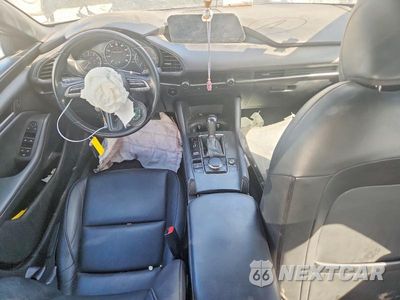 Zdjęcie 8 z 12 samochodu: 2022 MAZDA 3 SELECT VIN:JM1BPAKLXN1518328 - miniatura