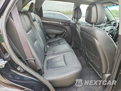 Zdjęcie 11 z 13 samochodu: 2011 KIA SORENTO EX VIN:5XYKU4A24BG126380 - miniatura
