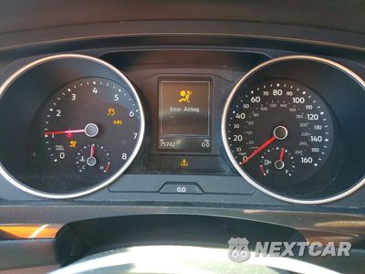 Zdjęcie 9 z 13 samochodu: 2018 VOLKSWAGEN TIGUAN S VIN:3VV1B7AX9JM108006 - miniatura