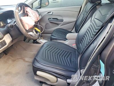 Zdjęcie 7 z 13 samochodu: 2014 HONDA INSIGHT LX VIN:JHMZE2H56ES001703 - miniatura