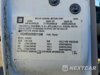 Zdjęcie 12 z 12 samochodu: 2005 CHEVROLET SILVERADO K3500 VIN:1GCHK39235E311046 - miniatura