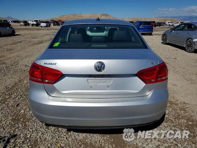 Zdjęcie 6 z 12 samochodu: 2015 VOLKSWAGEN PASSAT S VIN:1VWAS7A33FC122310 - miniatura