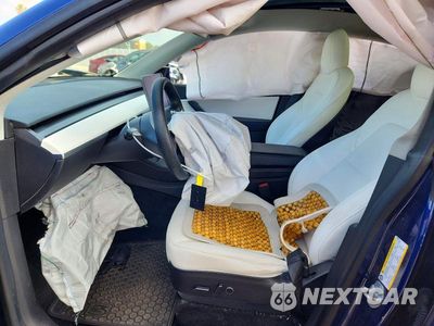 Zdjęcie 13 z 26 samochodu: 2022 TESLA MODEL Y VIN:7SAYGDEF8NF350510 - miniatura