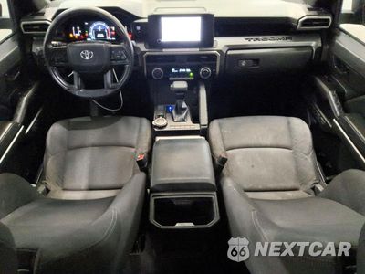 Zdjęcie 8 z 12 samochodu: 2024 TOYOTA TACOMA SR5 VIN:3TYLB5JN0RT033464 - miniatura