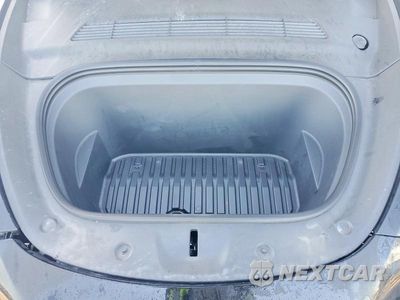 Zdjęcie 11 z 12 samochodu: 2023 TESLA MODEL Y VIN:7SAYGDEE3PF863111 - miniatura