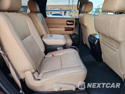 Zdjęcie 11 z 13 samochodu: 2016 TOYOTA SEQUOIA PLATINUM VIN:5TDYY5G18GS063510 - miniatura