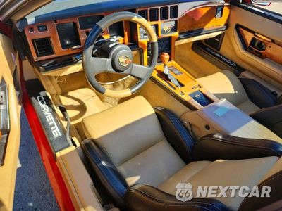 Zdjęcie 8 z 13 samochodu: 1986 CHEVROLET CORVETTE VIN:1G1YY0786G5127381 - miniatura