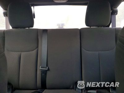 Zdjęcie 10 z 13 samochodu: 2017 JEEP WRANGLER UNLIMITED SPORT VIN:1C4BJWDG3HL542316 - miniatura