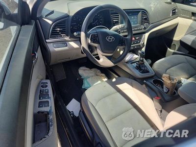 Zdjęcie 8 z 12 samochodu: 2017 HYUNDAI ELANTRA SE VIN:5NPD84LF5HH196145 - miniatura