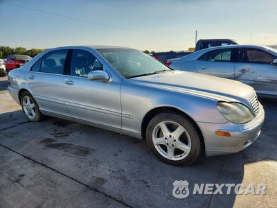 Czwarte zdjęcie samochodu z boku: 2001 MERCEDES-BENZ S 430 VIN:WDBNG70J71A217378 - miniatura
