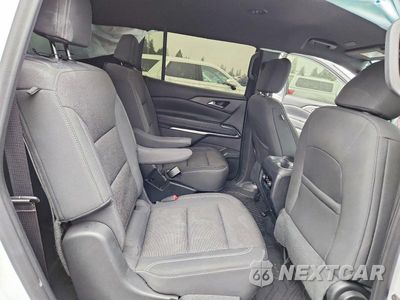 Zdjęcie 11 z 14 samochodu: 2024 CHEVROLET TRAVERSE LT VIN:1GNEVGKS9RJ167423 - miniatura