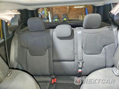 Zdjęcie 10 z 14 samochodu: 2015 JEEP RENEGADE LATITUDE VIN:ZACCJBBT6FPC24700 - miniatura