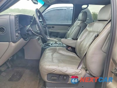 Zdjęcie 7 z 13 samochodu: 2001 CHEVROLET SUBURBAN K1500 VIN:1GNFK16T31J229268 - miniatura