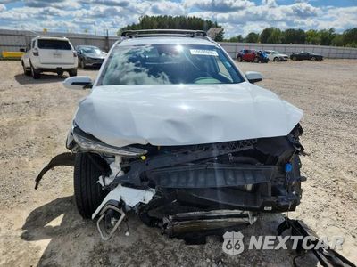 Piąte zdjęcie samochodu w środku: 2021 HYUNDAI KONA LIMITED VIN:KM8K33A53MU627975 - miniatura