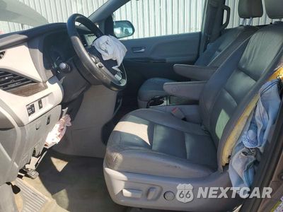 Zdjęcie 7 z 13 samochodu: 2015 TOYOTA SIENNA XLE 7-PASSENGER VIN:5TDDK3DC6FS113538 - miniatura