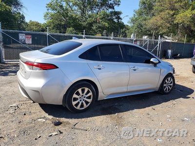 Trzecie zdjęcie samochodu z tyłu: 2021 TOYOTA COROLLA LE VIN:JTDEPMAE9MJ147100 - miniatura