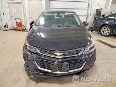 Piąte zdjęcie samochodu w środku: 2017 CHEVROLET CRUZE LT VIN:3G1BE6SM6HS613640 - miniatura
