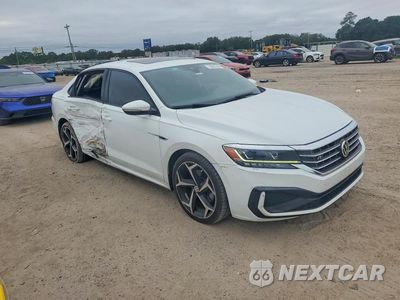 Czwarte zdjęcie samochodu z boku: 2021 VOLKSWAGEN PASSAT R-LINE VIN:1VWMA7A39MC007109 - miniatura