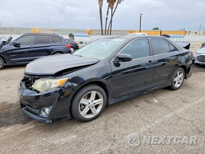 2014 TOYOTA CAMRY SE 4T1BF1FK2EU458754 - główne zdjęcie licytacji z USA - miniatura
