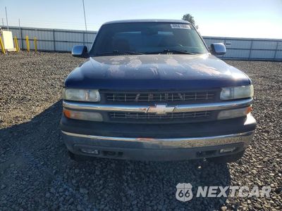 Piąte zdjęcie samochodu w środku: 2000 CHEVROLET SILVERADO K1500 VIN:2GCEK19T0Y1232990 - miniatura