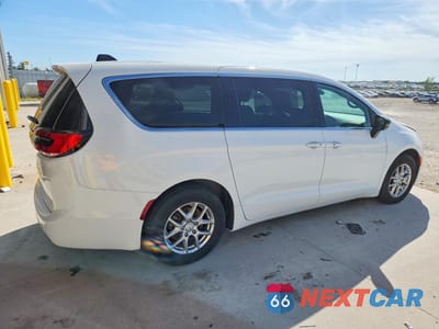 Trzecie zdjęcie samochodu z tyłu: 2026 CHRYSLER PACIFICA SELECT VIN:2C4RC1BG2TR179487 - miniatura