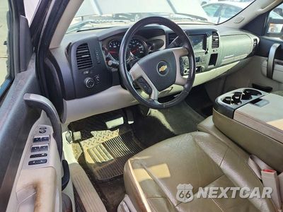 Zdjęcie 8 z 13 samochodu: 2011 CHEVROLET SILVERADO K1500 LT VIN:1GCRKSE33BZ417496 - miniatura