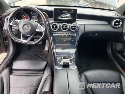 Zdjęcie 8 z 12 samochodu: 2015 MERCEDES-BENZ C 300 4MATIC VIN:55SWF4KB9FU024028 - miniatura