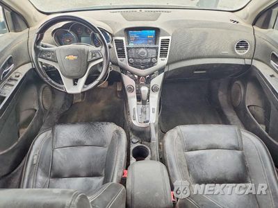 Zdjęcie 8 z 12 samochodu: 2015 CHEVROLET CRUZE VIN:1G1P75SZ0F7291613 - miniatura