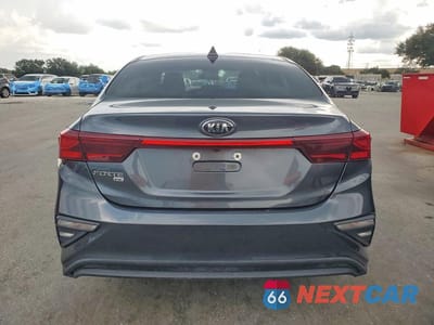 Zdjęcie 6 z 12 samochodu: 2020 KIA FORTE FE VIN:3KPF24AD0LE255076 - miniatura