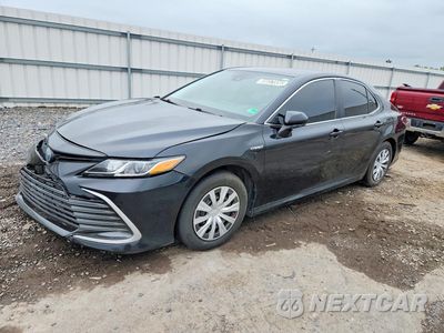 2021 TOYOTA CAMRY LE 4T1C31AK6MU021102 - główne zdjęcie licytacji z USA - miniatura