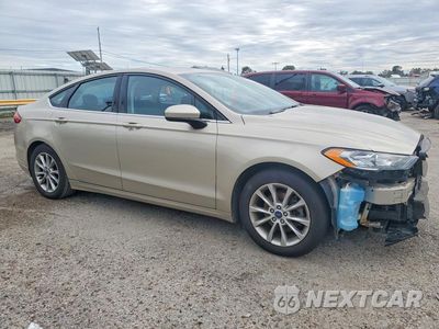 Czwarte zdjęcie samochodu z boku: 2017 FORD FUSION SE VIN:3FA6P0HD9HR176091 - miniatura