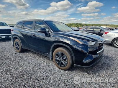 Czwarte zdjęcie samochodu z boku: 2026 TOYOTA HIGHLANDER HYBRID XLE VIN:5TDKBRCHXTS710355 - miniatura
