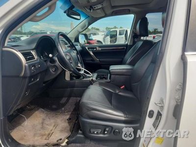 Zdjęcie 7 z 13 samochodu: 2016 LEXUS GX 460 VIN:JTJBM7FX7G5133648 - miniatura