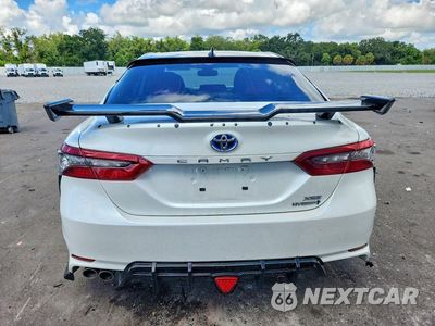 Zdjęcie 6 z 13 samochodu: 2022 TOYOTA CAMRY XSE VIN:4T1K31AK5NU044433 - miniatura
