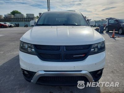 Piąte zdjęcie samochodu w środku: 2017 DODGE JOURNEY CROSSROAD VIN:3C4PDCGG8HT576148 - miniatura