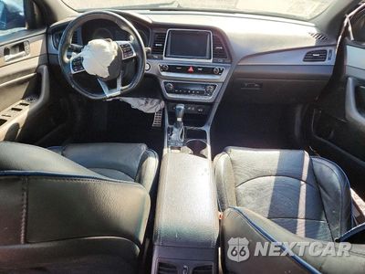 Zdjęcie 8 z 13 samochodu: 2018 HYUNDAI SONATA LIMITED 2.0T VIN:5NPE34AB6JH677658 - miniatura