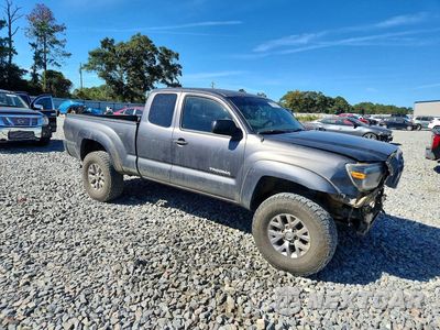 Czwarte zdjęcie samochodu z boku: 2013 TOYOTA TACOMA V6 VIN:5TFUU4EN0DX059421 - miniatura