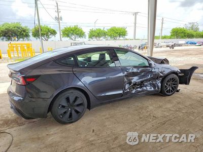 Trzecie zdjęcie samochodu z tyłu: 2025 TESLA MODEL 3 VIN:5YJ3E1EAXSF000596 - miniatura