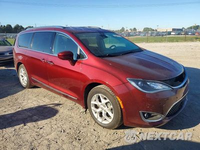 Czwarte zdjęcie samochodu z boku: 2018 CHRYSLER PACIFICA TOURING L VIN:2C4RC1BG8JR352734 - miniatura