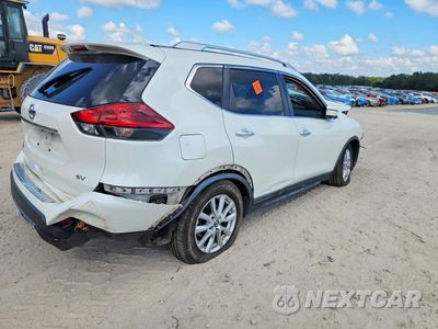 Trzecie zdjęcie samochodu z tyłu: 2018 NISSAN ROGUE SV VIN:KNMAT2MT1JP571386 - miniatura