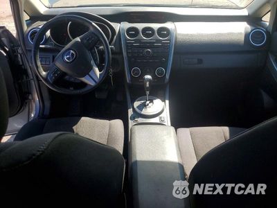 Zdjęcie 8 z 13 samochodu: 2010 MAZDA CX-7 VIN:JM3ER2W53A0349995 - miniatura