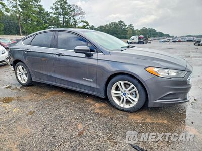 Czwarte zdjęcie samochodu z boku: 2018 FORD FUSION SE HYBRID VIN:3FA6P0LU7JR210381 - miniatura