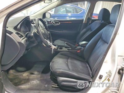 Zdjęcie 7 z 12 samochodu: 2019 NISSAN SENTRA SV VIN:3N1AB7AP5KY248095 - miniatura
