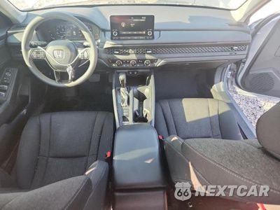 Zdjęcie 8 z 12 samochodu: 2023 HONDA ACCORD EX VIN:1HGCY1F31PA052501 - miniatura
