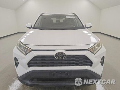 Piąte zdjęcie samochodu w środku: 2019 TOYOTA RAV4 XLE VIN:2T3W1RFVXKC004913 - miniatura