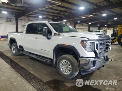 Czwarte zdjęcie samochodu z boku: 2020 GMC SIERRA K2500 SLE VIN:1GT49MEY8LF193416 - miniatura