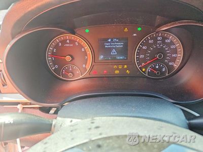 Zdjęcie 9 z 13 samochodu: 2020 KIA OPTIMA LX VIN:5XXGT4L36LG394626 - miniatura