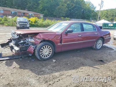 2003 LINCOLN TOWN CAR SIGNATURE 1LNHM82W63Y609151 - główne zdjęcie licytacji z USA - miniatura