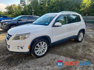 2011 VOLKSWAGEN TIGUAN S WVGBV7AX4BW514136 - główne zdjęcie licytacji z USA - miniatura